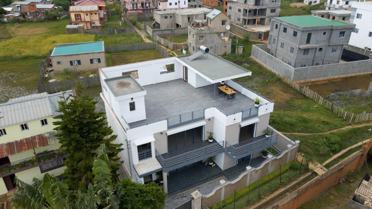 Ampifitia Guest House Antananarivo Kültér fotó
